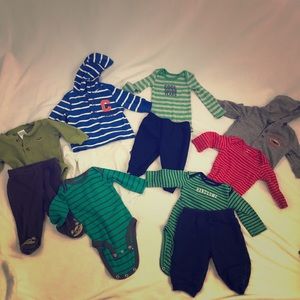 Lot of 12 Carter’s baby clothes